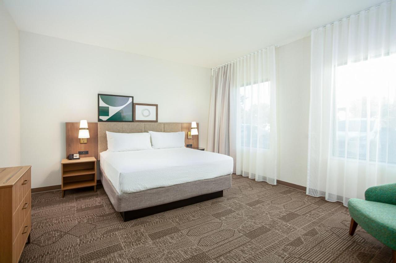 Staybridge Suites - San Bernardino - Loma Linda מראה חיצוני תמונה